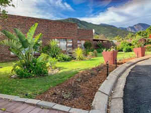 3 Bed House in Panorama