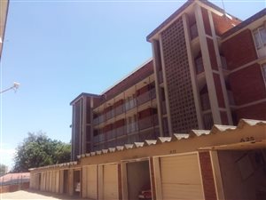 2 Bed Apartment in Meyerspark