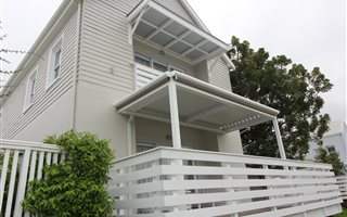 4 Bedroom House in Thesen Islands