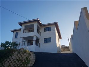 3 Bed House in Springfield Park