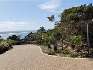 1662 m² Land available in Vlees Bay