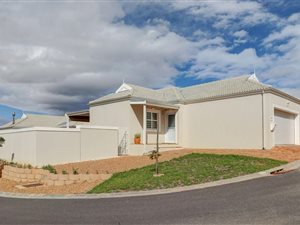 3 Bed Townhouse in Pinehurst