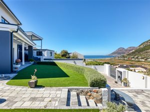 3 Bed House in Glencairn Heights