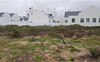 432 m² Land available in Blue Lagoon