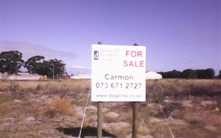 9890 m² Land available in Atlantis Industrial