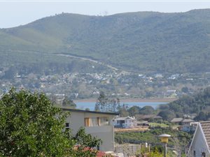 964 m² Land available in Knysna Heights