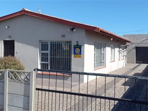 4 Bed House in Saldanha