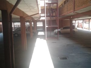 2 Bed Flat in Kempton Park Central