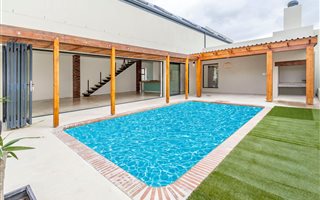 3 Bedroom House in Schonenberg Estate