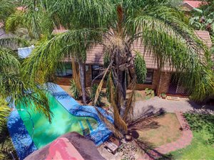 3 Bed House in Geelhoutpark