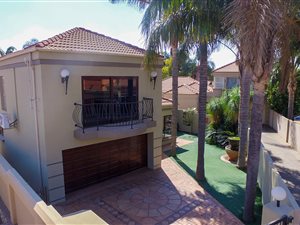 4 Bed Cluster in Glen Marais