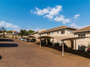 3 Bed Townhouse in Sterrewag