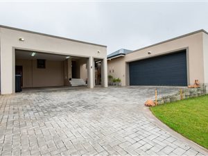3 Bed House in Blue Mountain Village