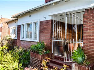 3 Bed House in Orange Grove