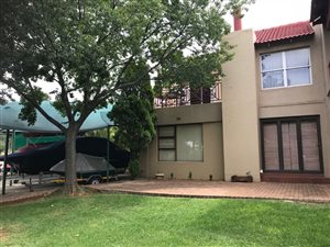 3 Bed Apartment in Sasolburg
