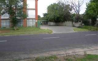 1 Bedroom Flat in Brandwag