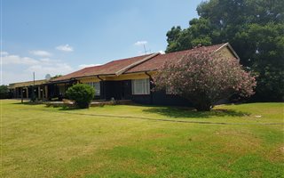 1.8 ha Farm in Randfontein