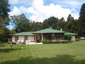5 Bed House in Himeville