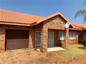 3 Bed Townhouse in Doringkruin