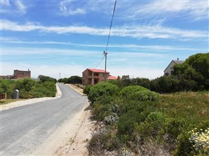 892 m² Land available in Pearly Beach