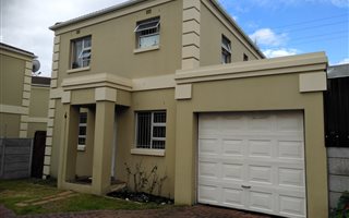 3 Bedroom Townhouse in Retreat