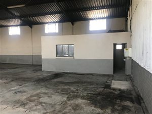 270 m² Industrial space in Dunswart