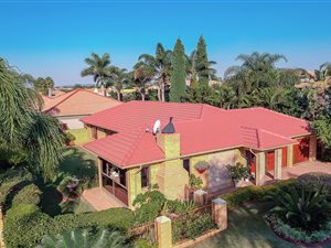 3 Bed House in Bougainvillea Estate