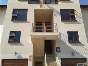 3 Bed House in Azaleapark