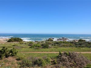 775 m² Land available in Lamberts Bay