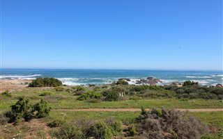 775 m² Land available in Lamberts Bay