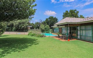 4 Bedroom House in Bonaero Park