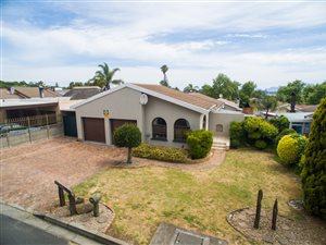 3 Bed House in Protea Heights