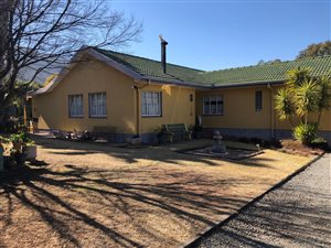 4 Bedroom House in Bergsig