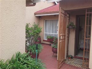 2 Bed Townhouse in Vanderbijlpark CW3