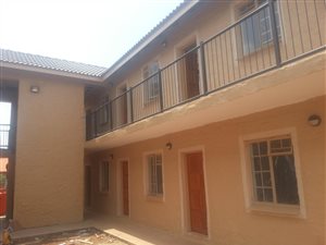 1 Bed Apartment in Eloffsdal