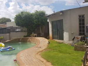 3 Bed House in Albertville