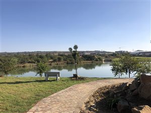 756 m² Land available in Six Fountains Estate