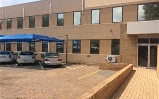 333 m² Industrial space in Jet Park