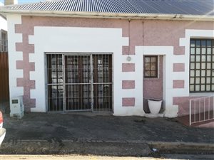 2 Bed House in Grahamstown Central