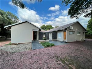 332 m² Office Space in Lyttelton Manor