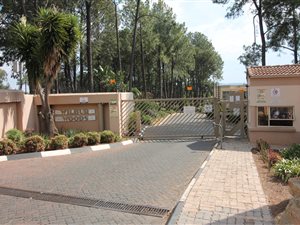 2 Bed Townhouse in Rembrandt Park