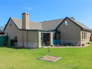 3 Bed House in Blue Mountain Village