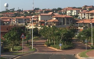 800 m² Land available in Izinga Estate