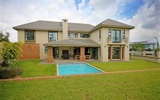 5 Bedroom House in Midlands Estate
