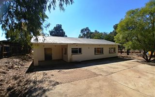 8.6 ha Farm in Diepsloot