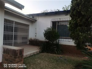 6 Bed House in Silverton