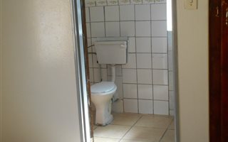 1 Bedroom Garden Cottage in South Hills