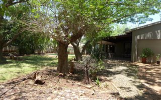 3 Bedroom House in Komatipoort