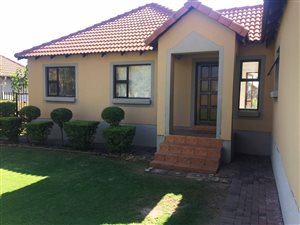 4 Bed House in Greenstone Hill