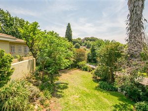 4 Bed House in Westcliff